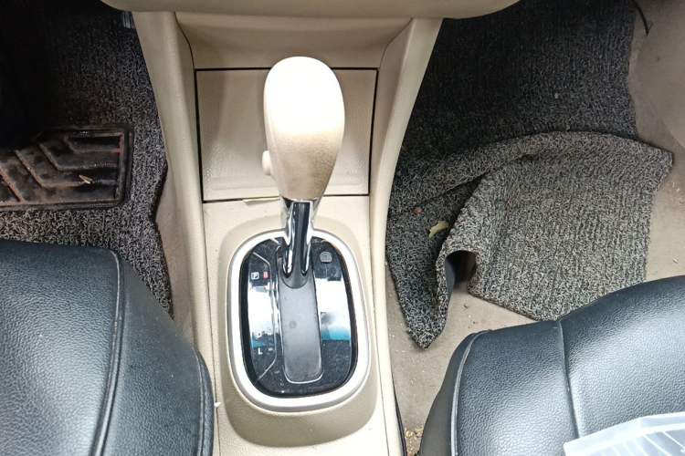 Used Nissan Sylphy 2018 Classic 1.6XE CVT Comfort Edition Gear Lever