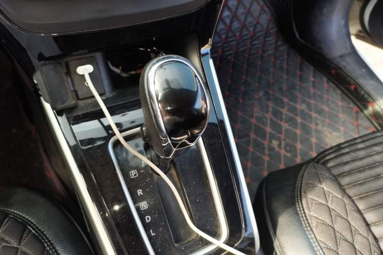 Used Nissan Sylphy 2018 1.6XV CVT Deluxe Edition Gear Lever