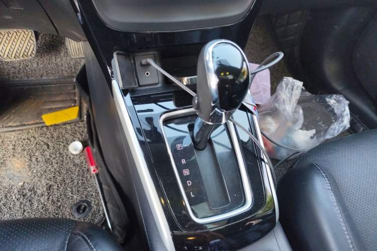 Used Nissan Sylphy 2018 1.6XV CVT Deluxe Edition Gear Lever