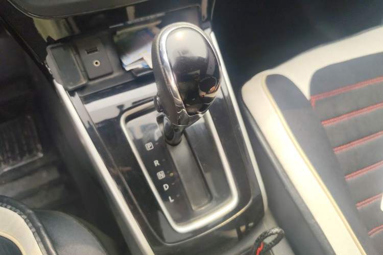 Used Nissan Sylphy 2018 1.6XV CVT Deluxe Edition Gear Lever
