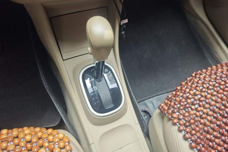 Used Nissan Sylphy 2018 Classic 1.6XE+ CVT Leading Edition Gear Lever