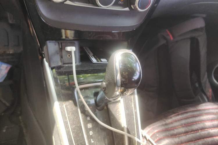 Used Nissan Sylphy 2018 1.6XV CVT Deluxe Edition Gear Lever
