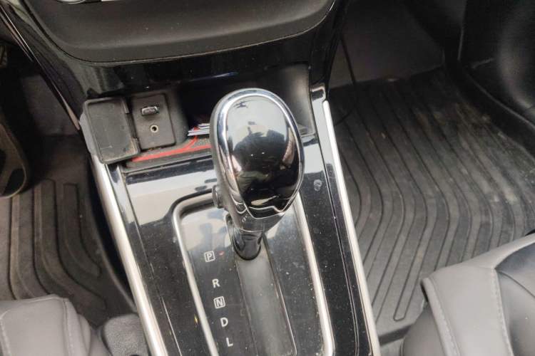 Used Nissan Sylphy 2018 1.6XV CVT Deluxe Edition Gear Lever