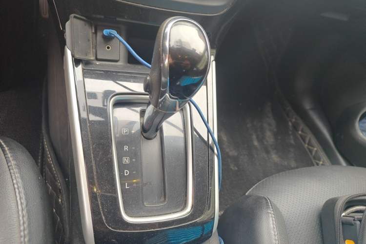 Used Nissan Sylphy 2018 1.6XV CVT Deluxe Edition Gear Lever