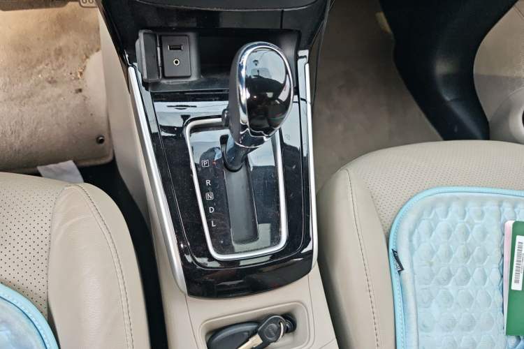 Used Nissan Sylphy 2018 1.6XV CVT Deluxe Edition Gear Lever