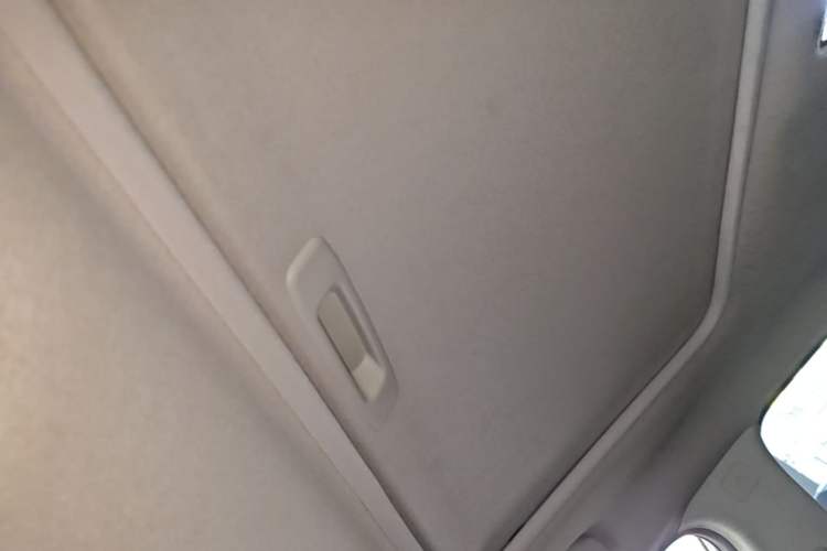 Used Nissan Sylphy 2018 1.6XV CVT Deluxe Edition Headliner