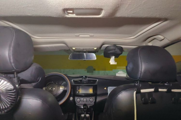 Used Nissan Sylphy 2018 1.6XV CVT Deluxe Edition Headliner