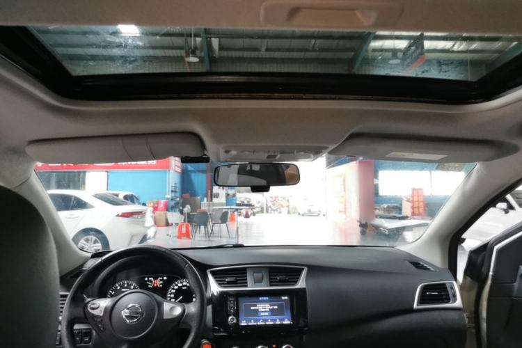 Used Nissan Sylphy 2018 1.6XV CVT Deluxe Edition Headliner