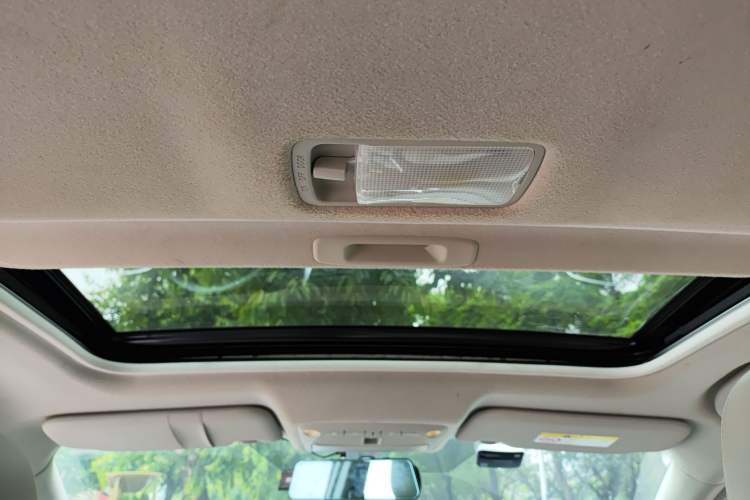Used Nissan Sylphy 2018 1.6XV CVT Deluxe Edition Headliner