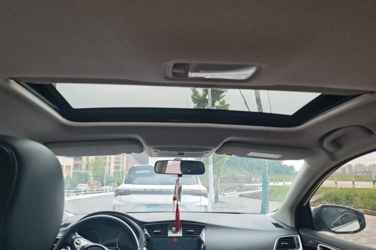 Used Nissan Sylphy 2018 1.6XV CVT Deluxe Edition Headliner