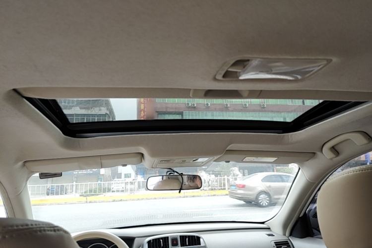 Used Nissan Sylphy 2018 Classic 1.6XE+ CVT Leading Edition Headliner