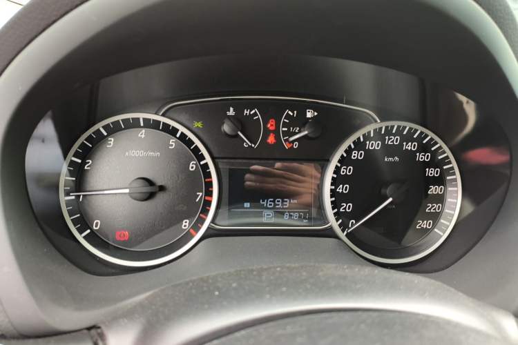Used Nissan Sylphy 2018 1.6XV CVT Deluxe Edition Instrument Cluster