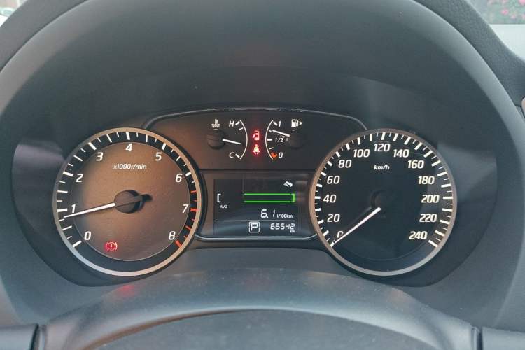 Used Nissan Sylphy 2018 1.6XV CVT Deluxe Edition Instrument Cluster