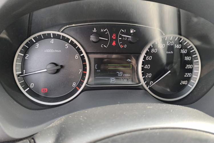 Used Nissan Sylphy 2018 1.6XV CVT Deluxe Edition Instrument Cluster