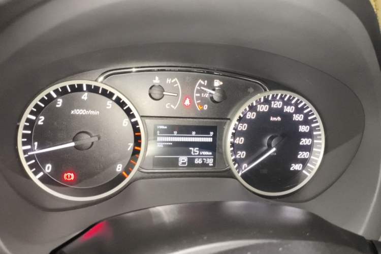 Used Nissan Sylphy 2018 1.6XV CVT Deluxe Edition Instrument Cluster