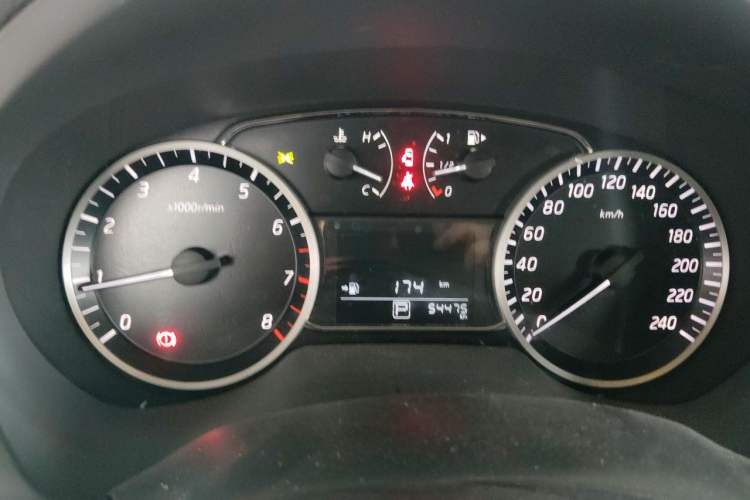 Used Nissan Sylphy 2018 1.6XV CVT Deluxe Edition Instrument Cluster