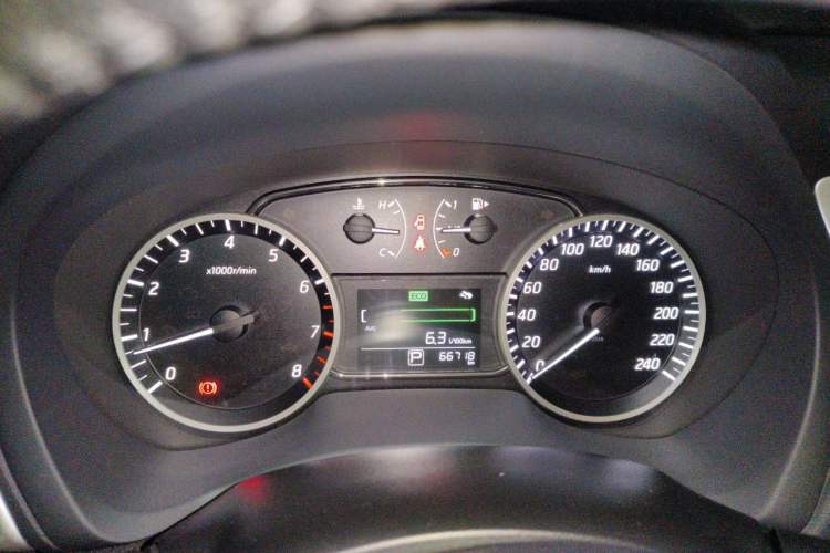 Used Nissan Sylphy 2018 1.6XV CVT Deluxe Edition Instrument Cluster