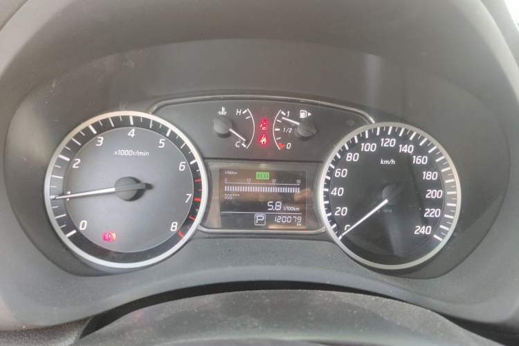 Used Nissan Sylphy 2018 1.6XV CVT Deluxe Edition Instrument Cluster