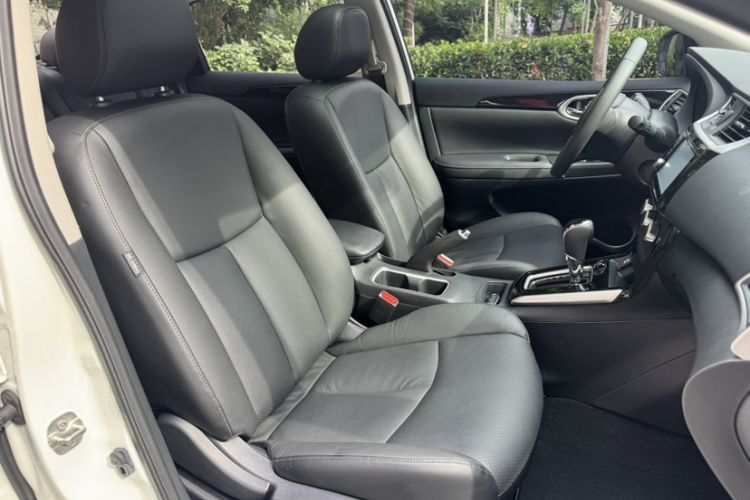 Used Nissan Sylphy 2018 1.6XV CVT Deluxe Edition Interior 1