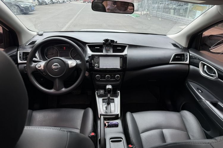 Used Nissan Sylphy 2018 1.6XV CVT Deluxe Edition Interior 1