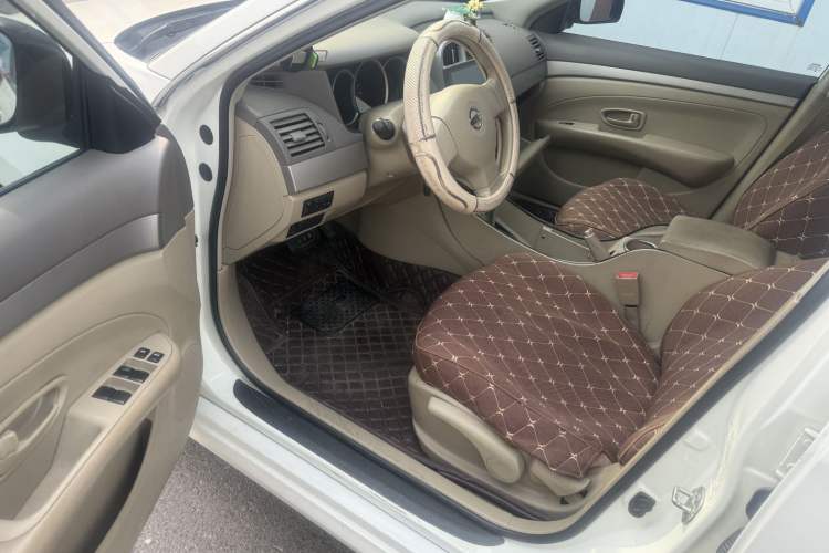 Used Nissan Sylphy 2018 Classic 1.6XE CVT Comfort Edition Interior 2