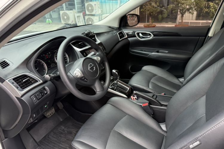 Used Nissan Sylphy 2018 1.6XV CVT Deluxe Edition Interior 2