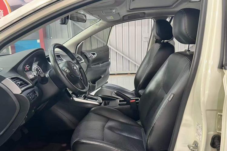Used Nissan Sylphy 2018 1.6XV CVT Deluxe Edition Interior 2