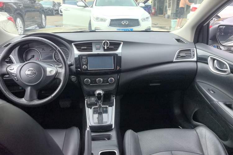 Used Nissan Sylphy 2018 1.6XV CVT Deluxe Edition Interior 3