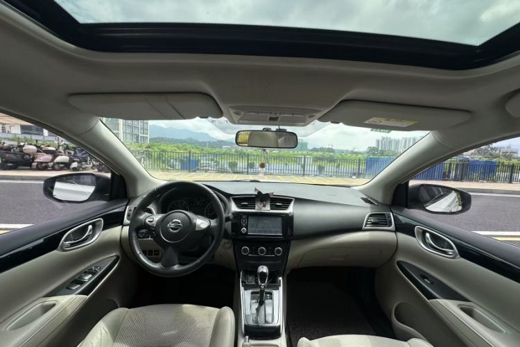 Used Nissan Sylphy 2018 1.6XV CVT Deluxe Edition Interior 3
