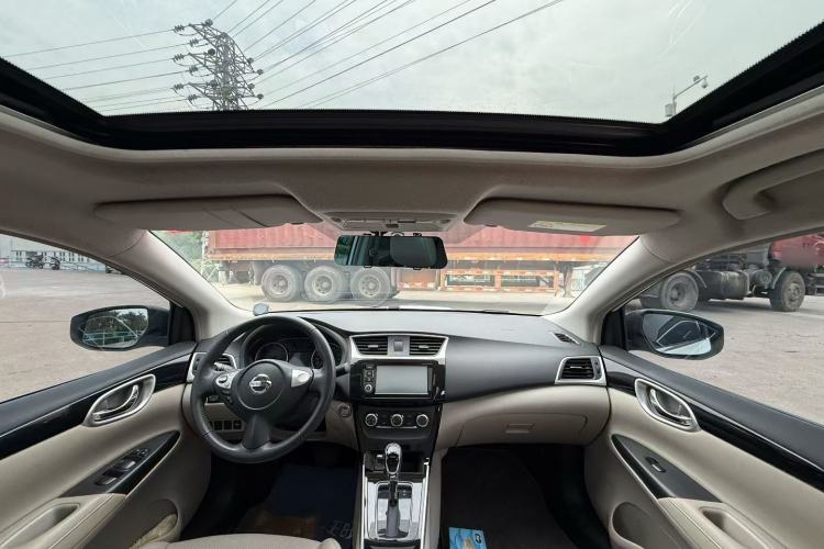 Used Nissan Sylphy 2018 1.6XV CVT Deluxe Edition Interior 4