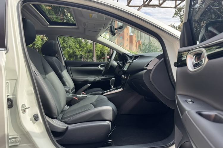 Used Nissan Sylphy 2018 1.6XV CVT Deluxe Edition Interior 6
