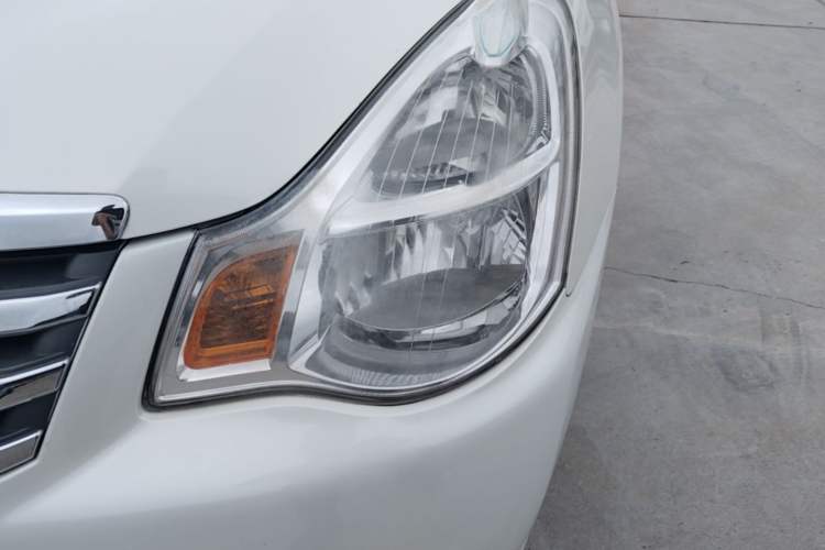 Used Nissan Sylphy 2018 Classic 1.6XE CVT Comfort Edition Left Front Headlight