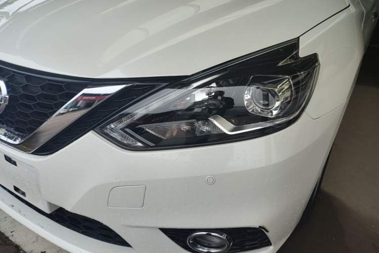 Used Nissan Sylphy 2018 1.6XV CVT Deluxe Edition Left Front Headlight