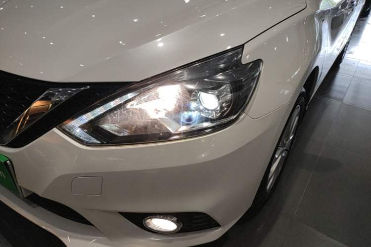 Used Nissan Sylphy 2018 1.6XV CVT Deluxe Edition Left Front Headlight