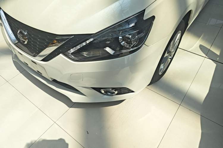Used Nissan Sylphy 2018 1.6XV CVT Deluxe Edition Left Front Headlight