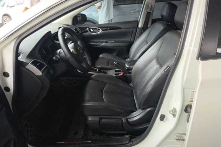 Used Nissan Sylphy 2018 1.6XV CVT Deluxe Edition Left Front Seat
