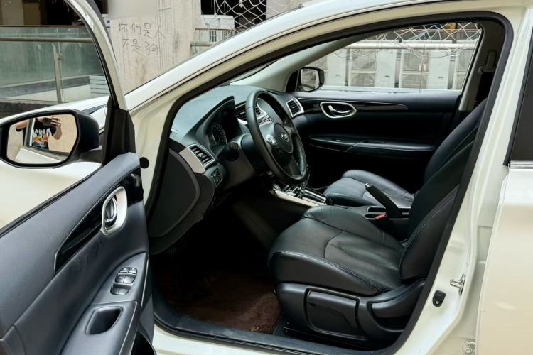Used Nissan Sylphy 2018 1.6XV CVT Deluxe Edition Left Front Seat