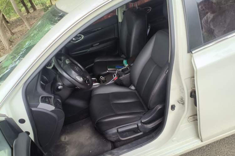 Used Nissan Sylphy 2018 1.6XV CVT Deluxe Edition Left Front Seat