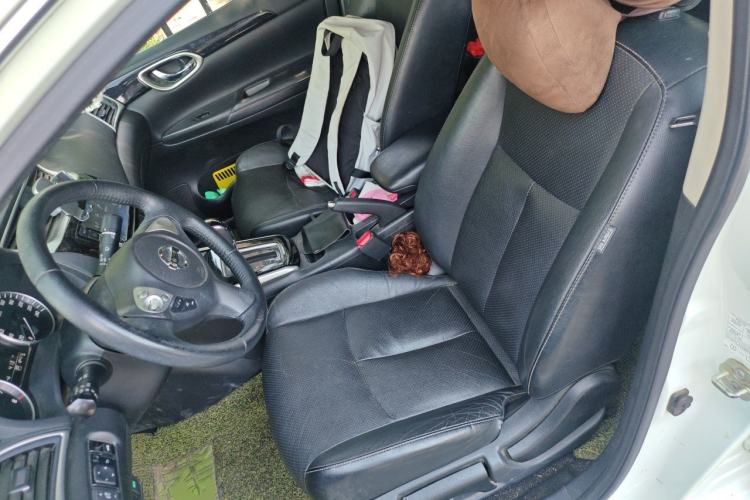 Used Nissan Sylphy 2018 1.6XV CVT Deluxe Edition Left Front Seat