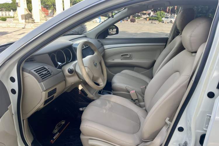 Used Nissan Sylphy 2018 Classic 1.6XE+ CVT Leading Edition Left Front Seat