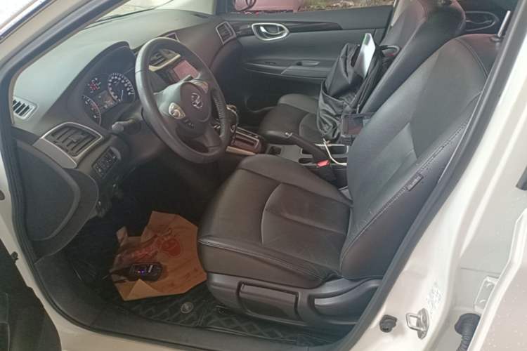 Used Nissan Sylphy 2018 1.6XV CVT Deluxe Edition Left Front Seat