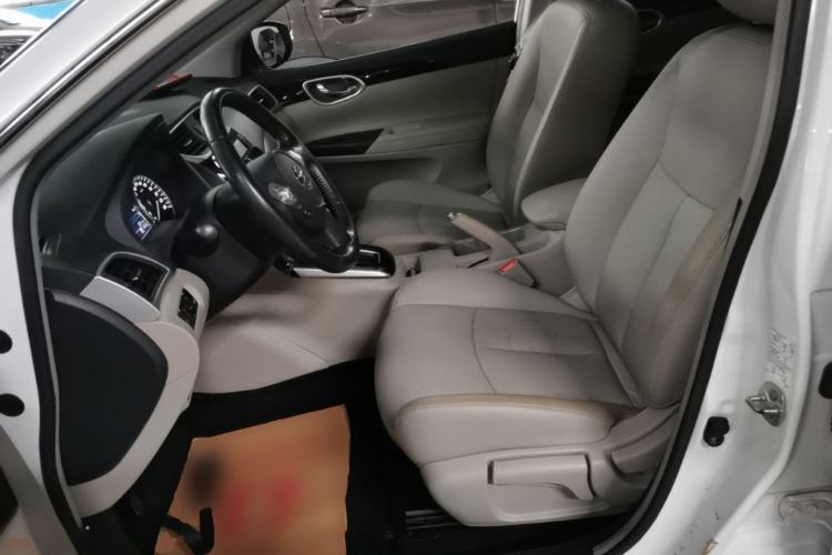 Used Nissan Sylphy 2018 1.6XV CVT Deluxe Edition Left Front Seat