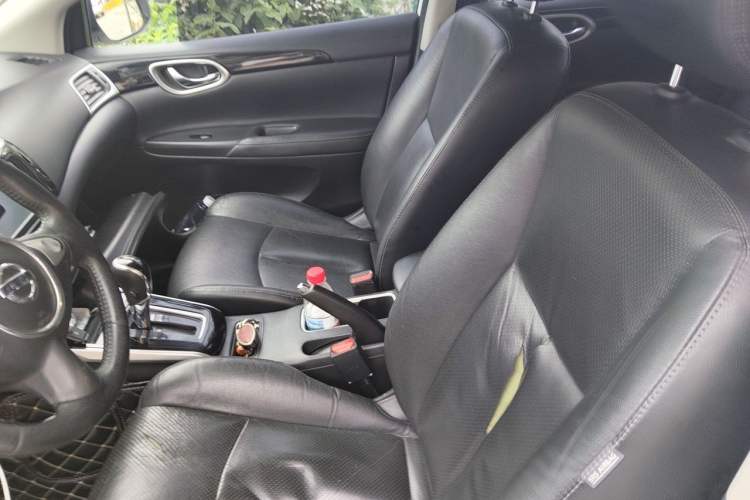 Used Nissan Sylphy 2018 1.6XV CVT Deluxe Edition Left Front Seat