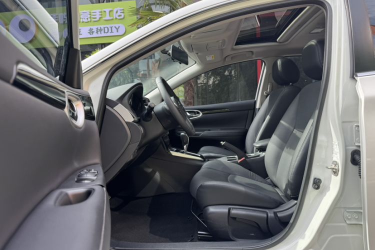 Used Nissan Sylphy 2018 1.6XV CVT Deluxe Edition Left Front Seat