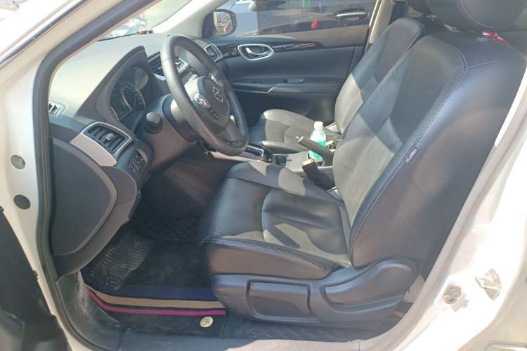 Used Nissan Sylphy 2018 1.6XV CVT Deluxe Edition Left Front Seat