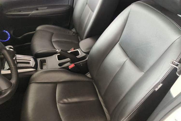 Used Nissan Sylphy 2018 1.6XV CVT Deluxe Edition Left Front Seat