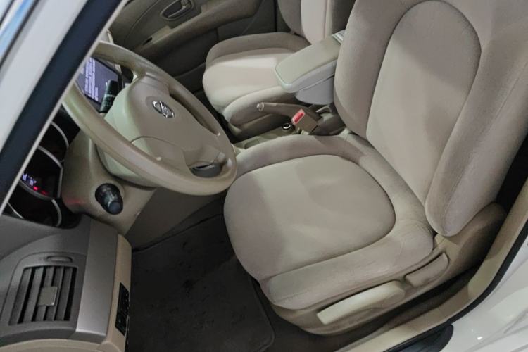 Used Nissan Sylphy 2018 Classic 1.6XE CVT Comfort Edition Left Front Seat