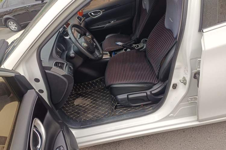 Used Nissan Sylphy 2018 1.6XV CVT Deluxe Edition Left Front Seat