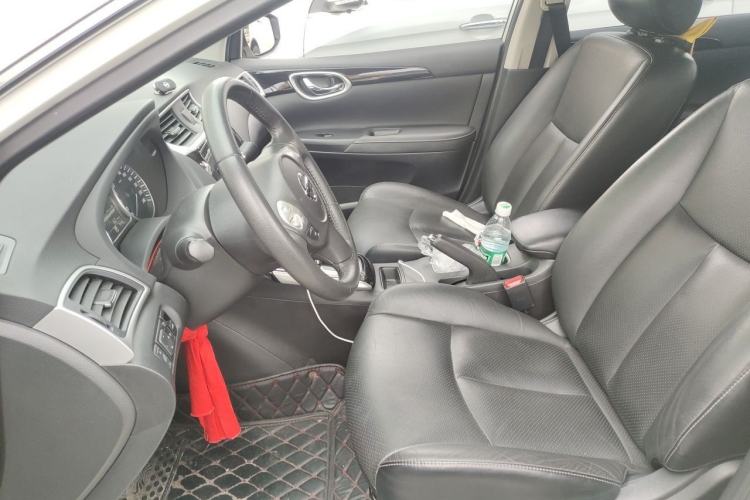 Used Nissan Sylphy 2018 1.6XV CVT Deluxe Edition Left Front Seat