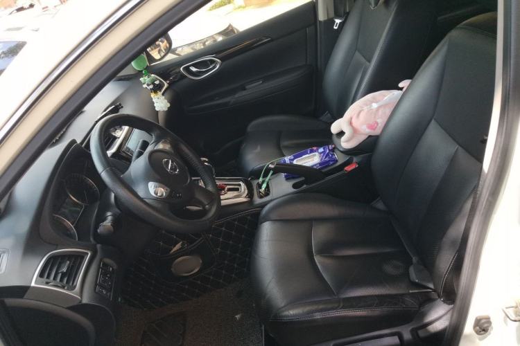 Used Nissan Sylphy 2018 1.6XV CVT Deluxe Edition Left Front Seat